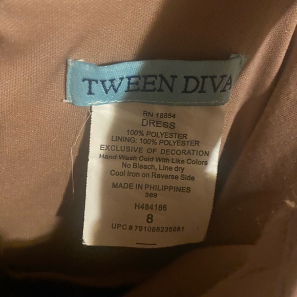 Tween Diva Sparkly Dress - Picture 2 of 7